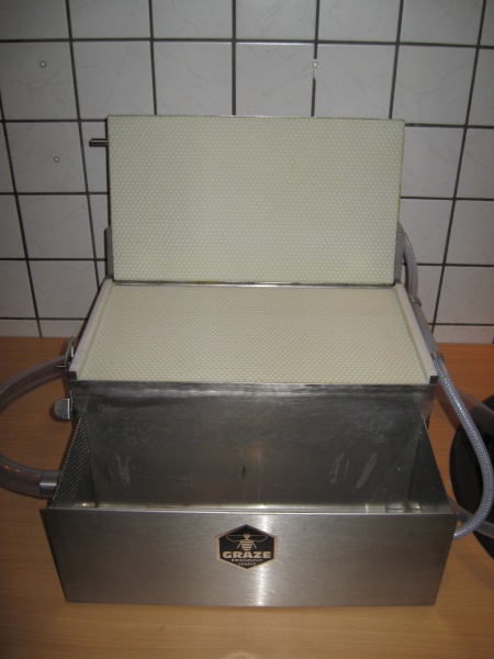 Datei:Mittelwandpresse 001.jpg